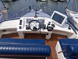 1989 Fairline 41 Sedan for sale - flybridge helm